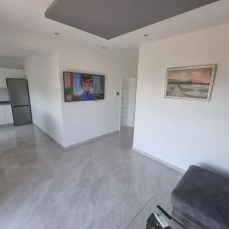 Apartman Nikol Апартаменты Плоче