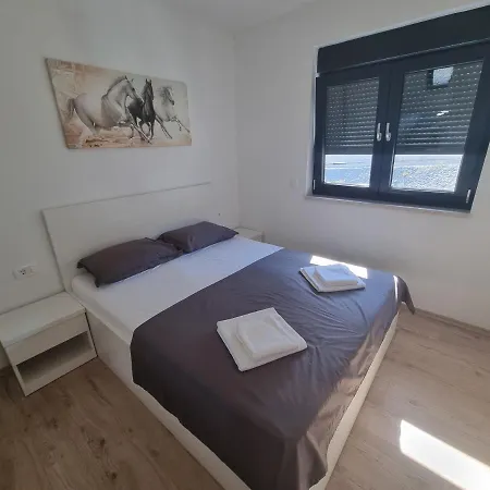 Apartman Nikol *